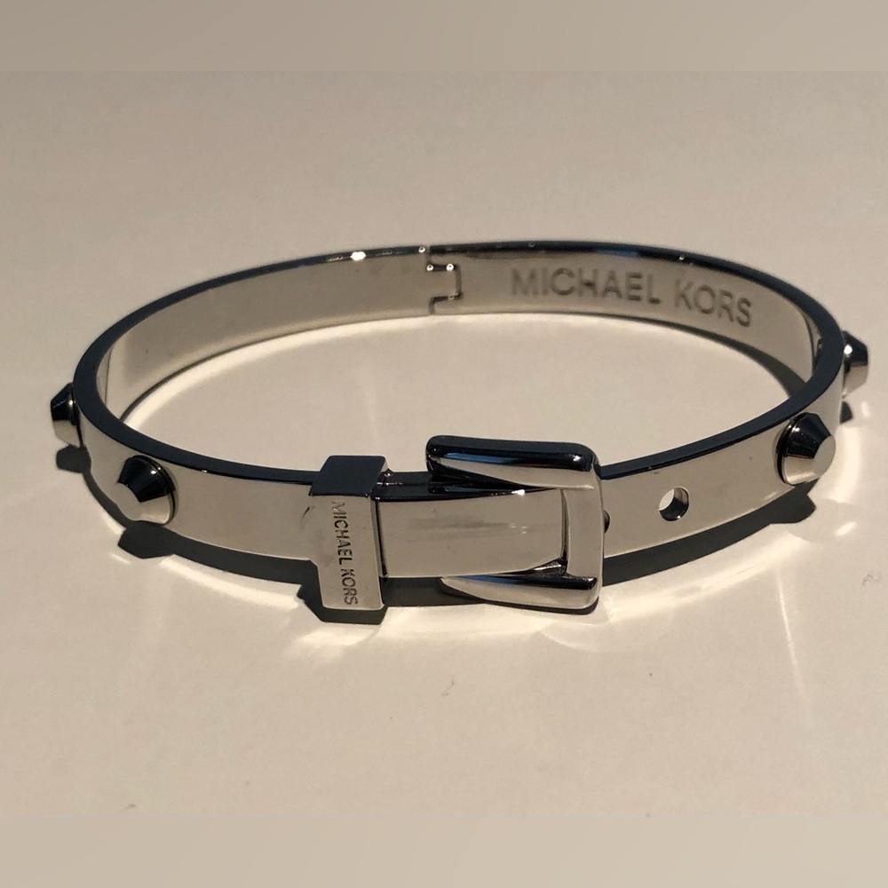 Michael Kors Astor Buckle Bangle bracelet EUC